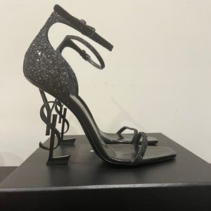 Saint Laurent Opyum 110 YSL HEEL - Black